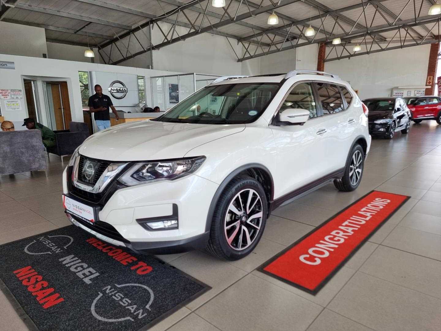 Nissan X TRAIL 2.5 TEKNA 4X4 CVT 7S for Sale in South Africa