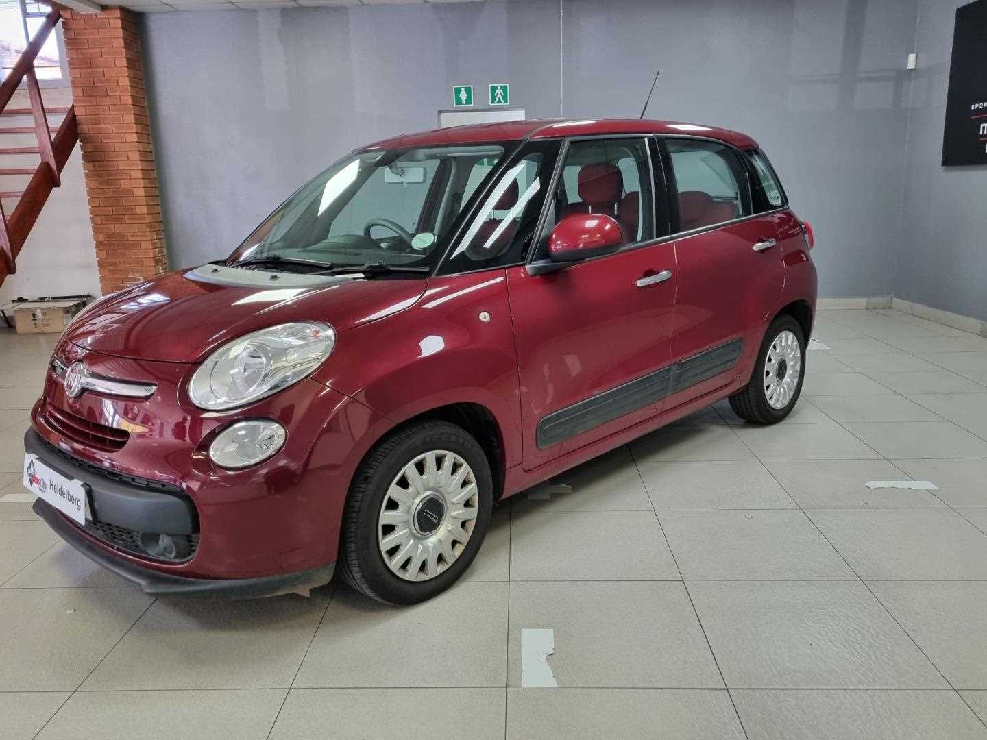 FIAT 500 L 1.4 EASY 5DR for Sale in South Africa
