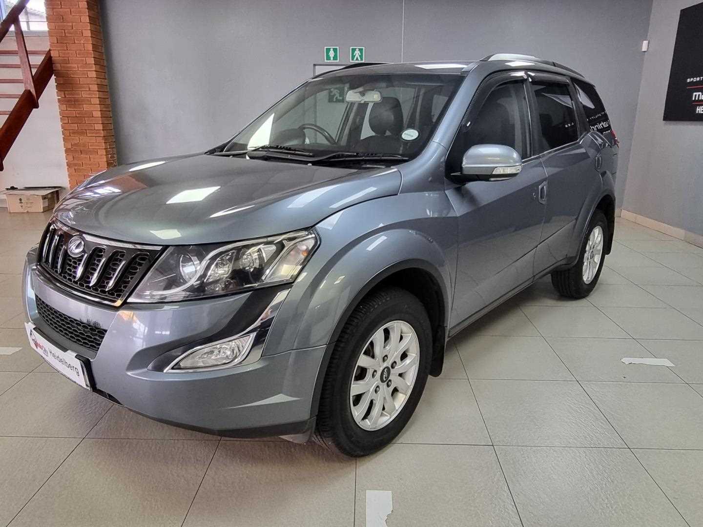 Mahindra XUV 500 2.2D MHAWK A/T (W8) 7 SEAT for Sale in South Africa