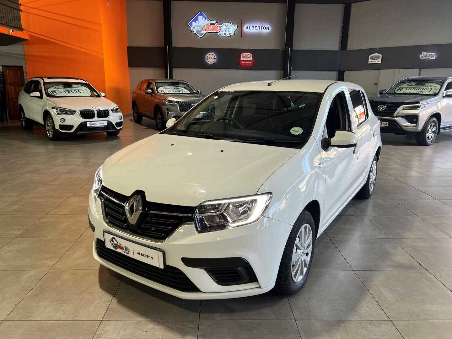 Renault SANDERO 900 T EXPRESSION for Sale in South Africa